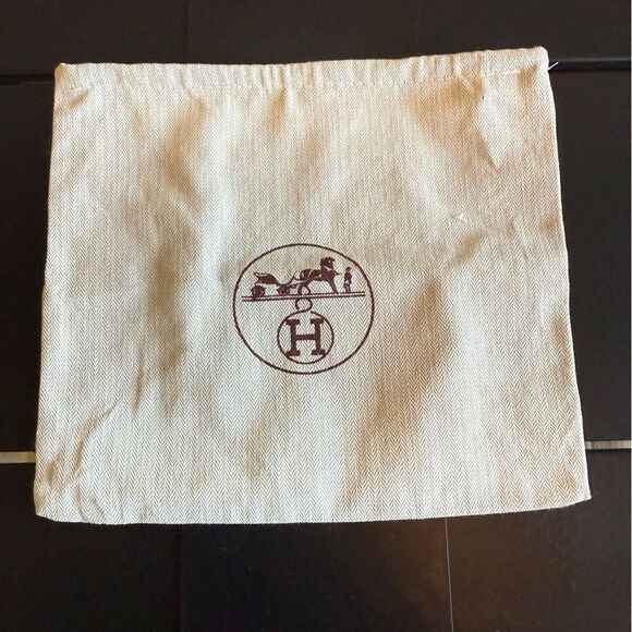 Hermes Cream Bag with Elegant Decor - Picture 1 of 1